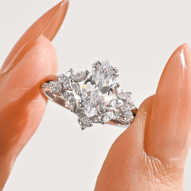 MR0286款S925银镀18K白金马眼形莫桑钻一路生花唯美套戒主石8*5mm/1.0ct