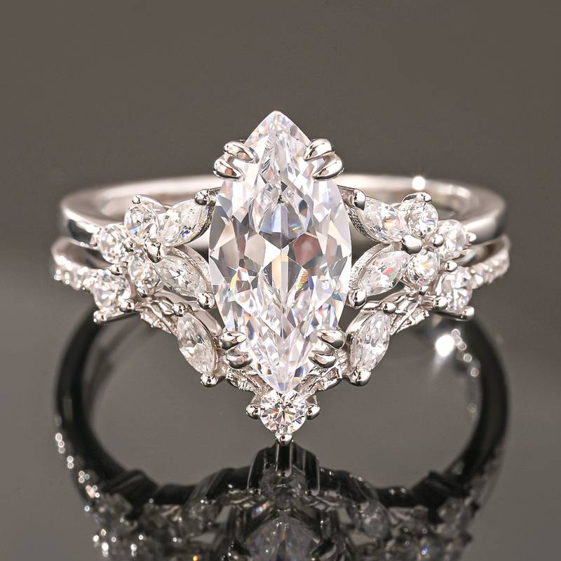 MR0286款S925银镀18K白金马眼形莫桑钻一路生花唯美套戒主石8*5mm/1.0ct
