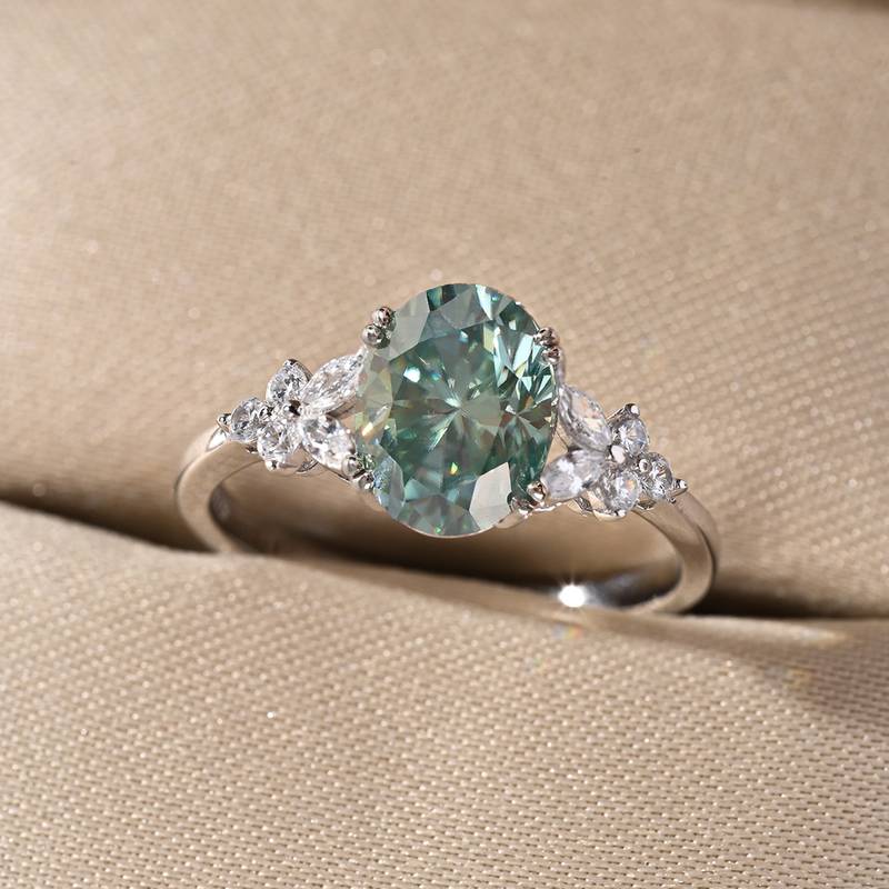 MR0320款S925银镀18K白金蓝绿色蛋形Moissanite小花Ring主石9*7mmmm/2.0ct