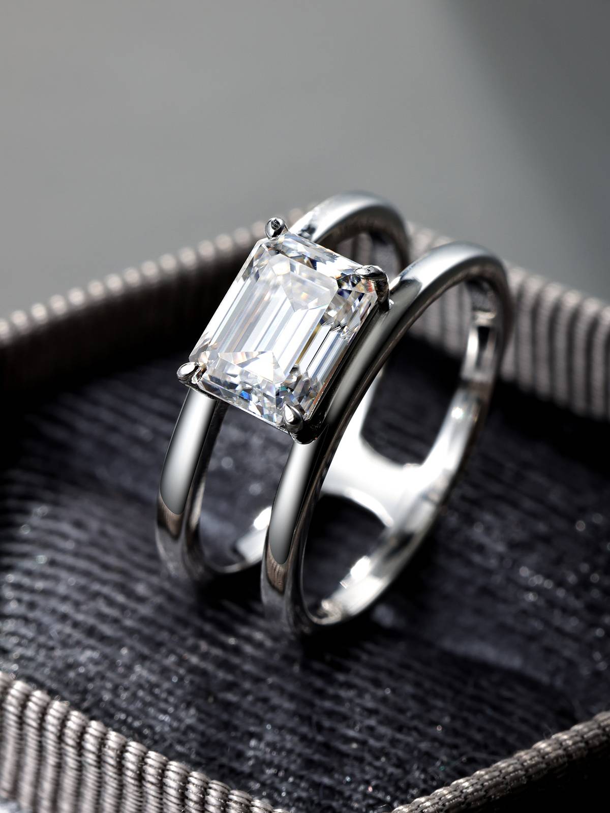 MR0345款S925银镀18K白金祖母绿切割Moissanite方糖Ring主石8*6mmmm/2.0ct