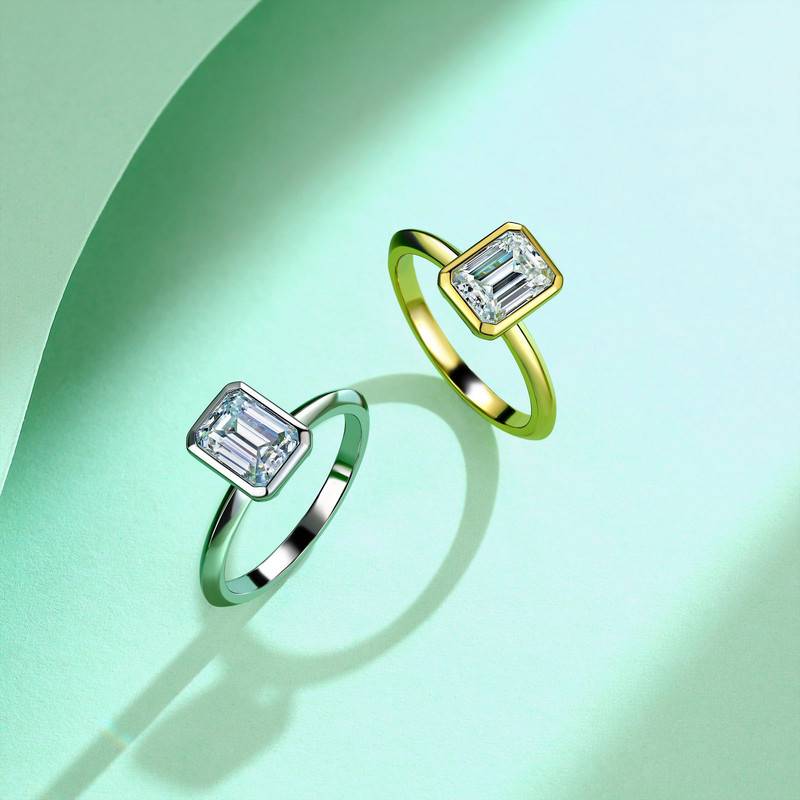 SR0618904款S925银镀18K金包镶祖母绿形MoissaniteWomen's Ring8*6mmmm/2.0ct