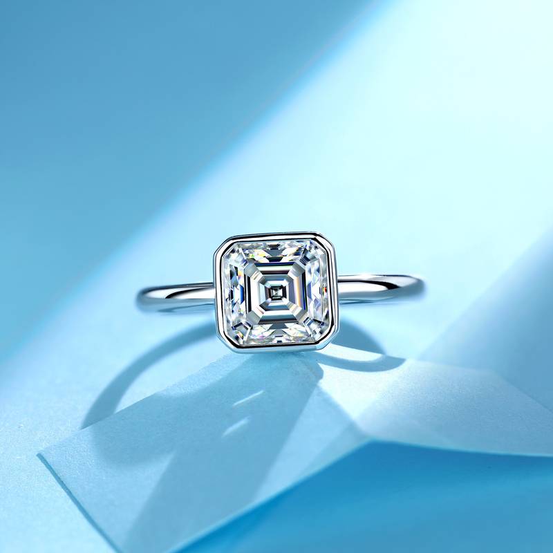 SR0626403款S925银镀18K金包镶阿斯切形MoissaniteWomen's Ring8*8mmmm/2.5ct