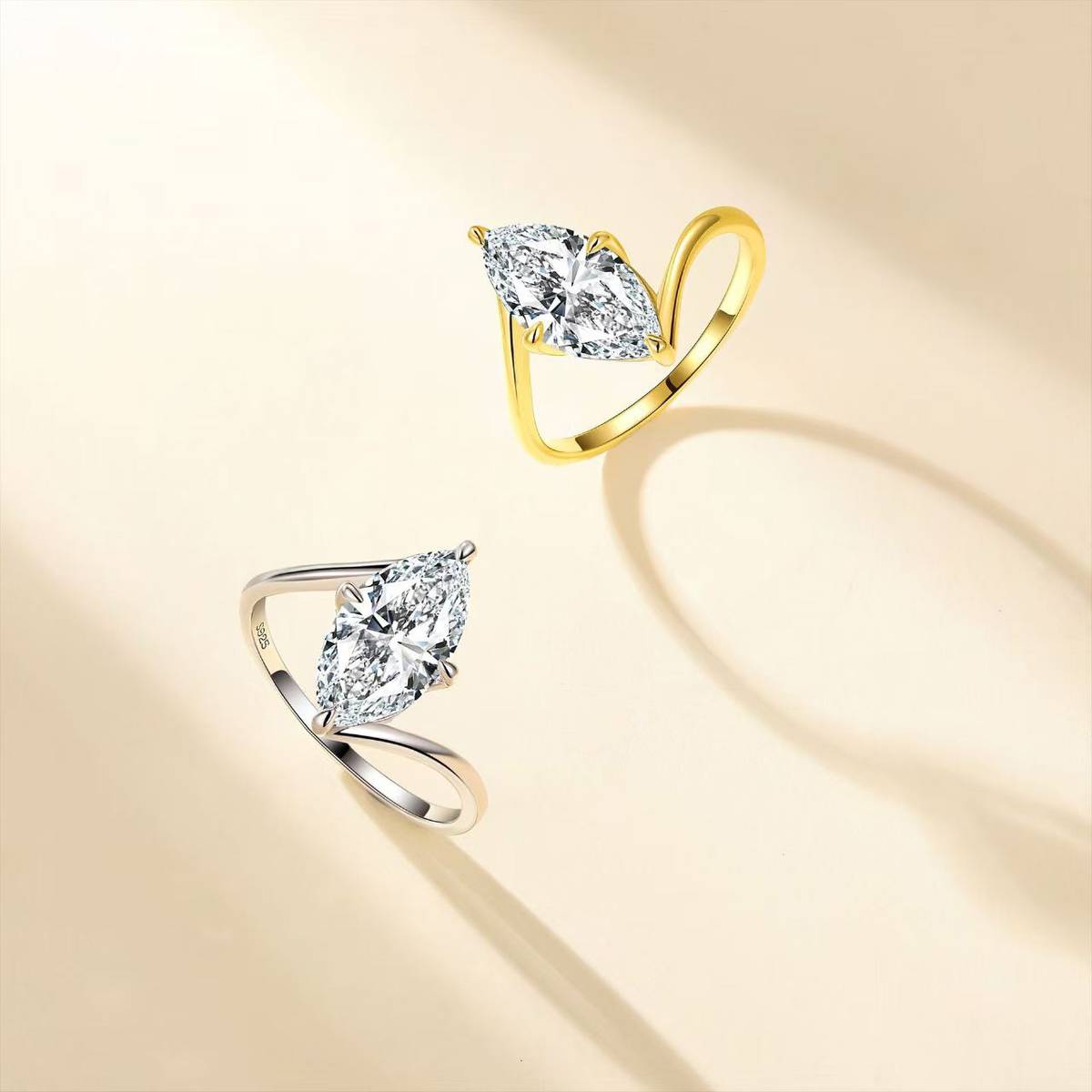 SR0650902款S925银镀18K金马眼形莫桑钻永恒守护戒指14*7mm/3.0ct