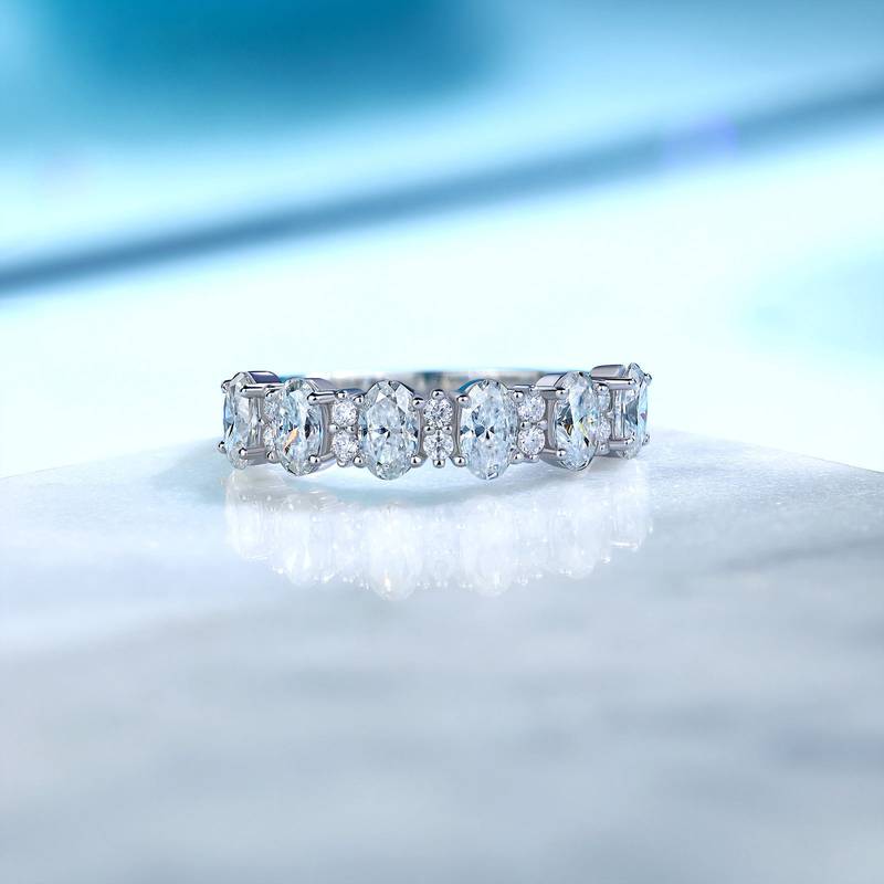 SR0690201款S925银镀18K金蛋形MoissaniteRomantic排戒1.94ct