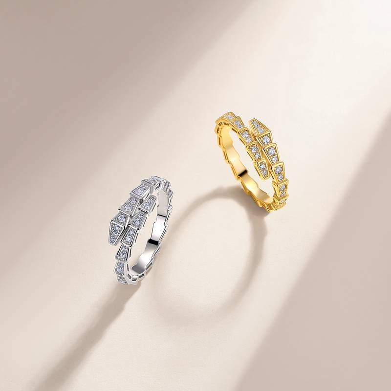SR0378405款S925银镀18K金莫桑钻女蛇形戒指0.4ct