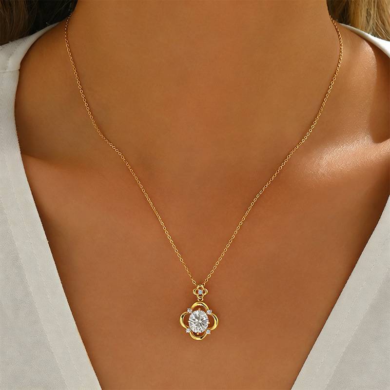 FX39619款S925银镀18K金蛋形Moissanite四叶花Necklace主石10*8mmmm/3.0ct