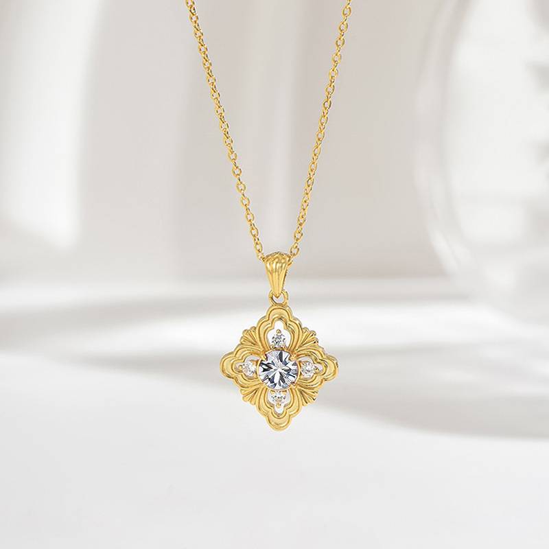 FX39623款S925银镀18K金圆形Moissanite老钱风四叶花Necklace1.4ct