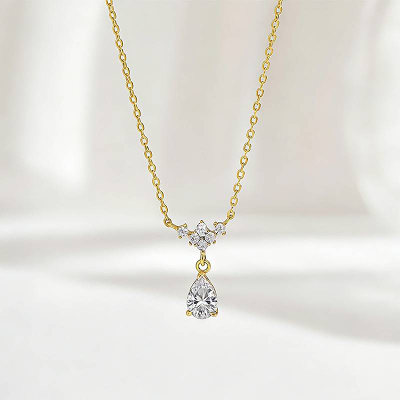 FX39625款S925银镀18K金水滴形Moissanite永恒之心Necklace主石5*7mmmm/0.8ct