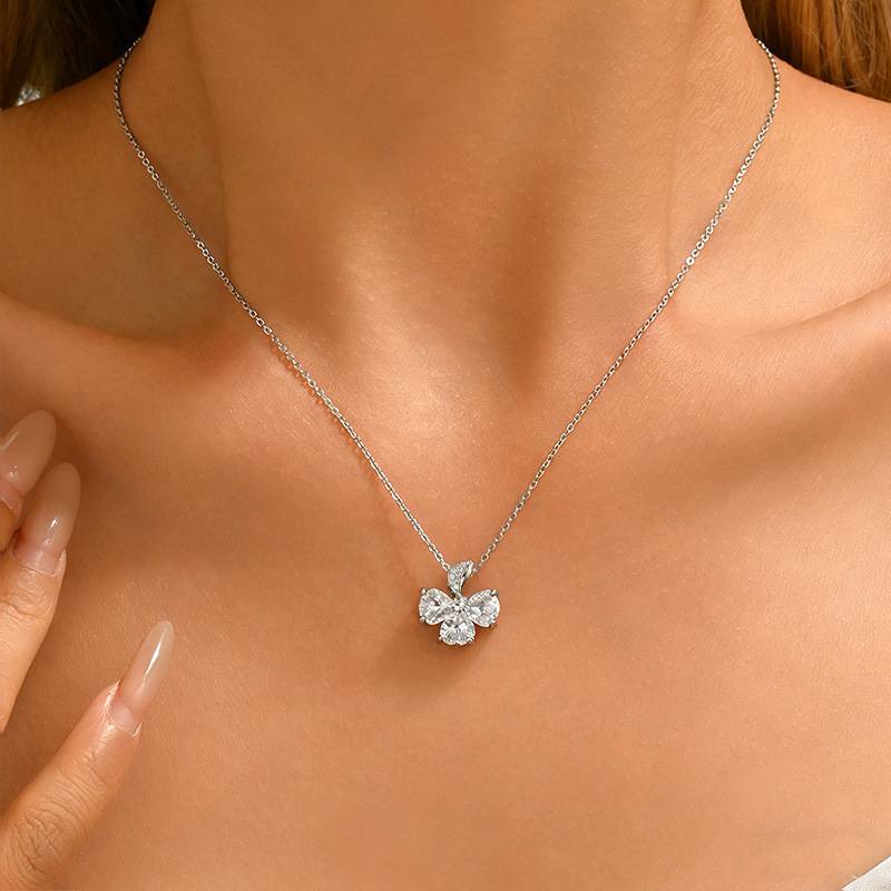 FX39898款S925银镀18K金心形Moissanite三叶草Necklace2.43ct