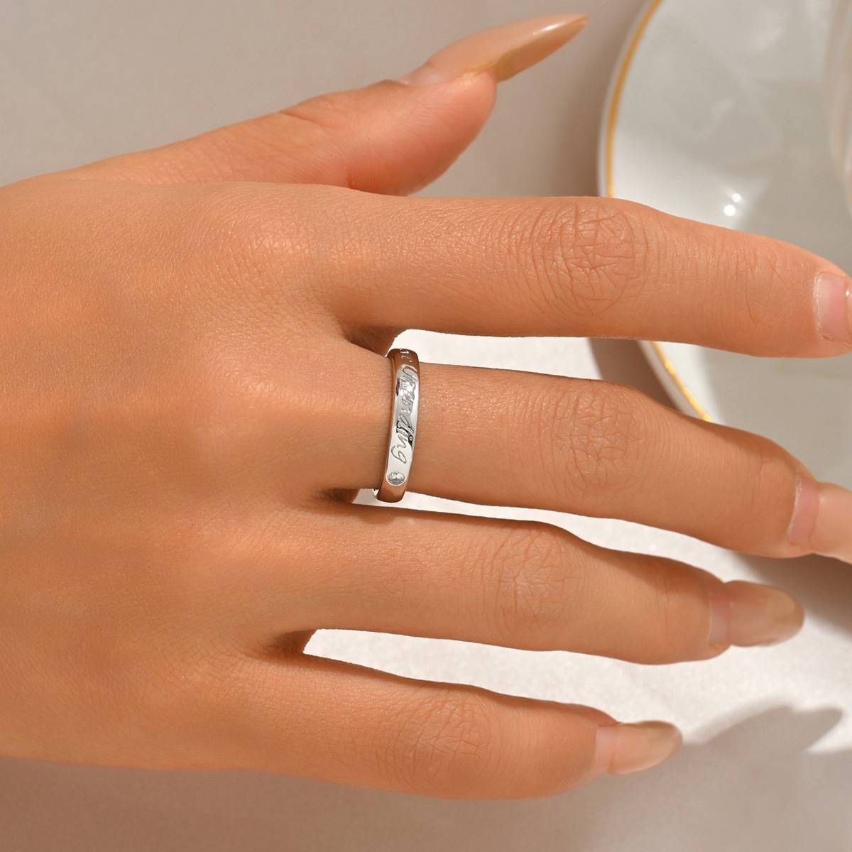 FX39298款S925银镀18K金love unending无尽的爱MoissaniteRing0.035ct