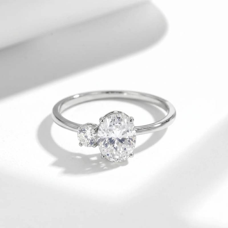 FX39377款S925银镀18K金蛋形圆形莫桑钻双石款携手并进女戒1.3ct