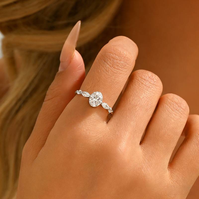 FX39501款S925银镀18K金蛋形Moissanite恒久的陪伴Affordable LuxuryWomen's Ring1.52