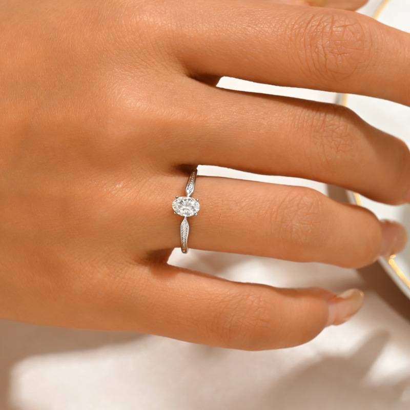 FX39505款S925银镀18K金蛋形Moissanite简约复古雕刻Women's Ring0.5ct
