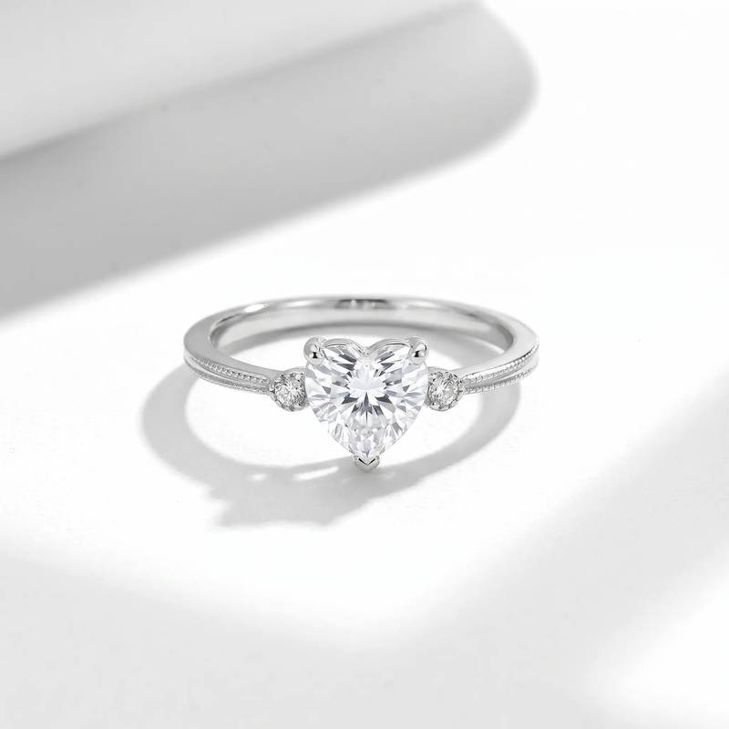 FX39506款S925银镀18K金心形Moissanite心之所向Affordable LuxuryWomen's Ring主石6.0mm/0.8ct