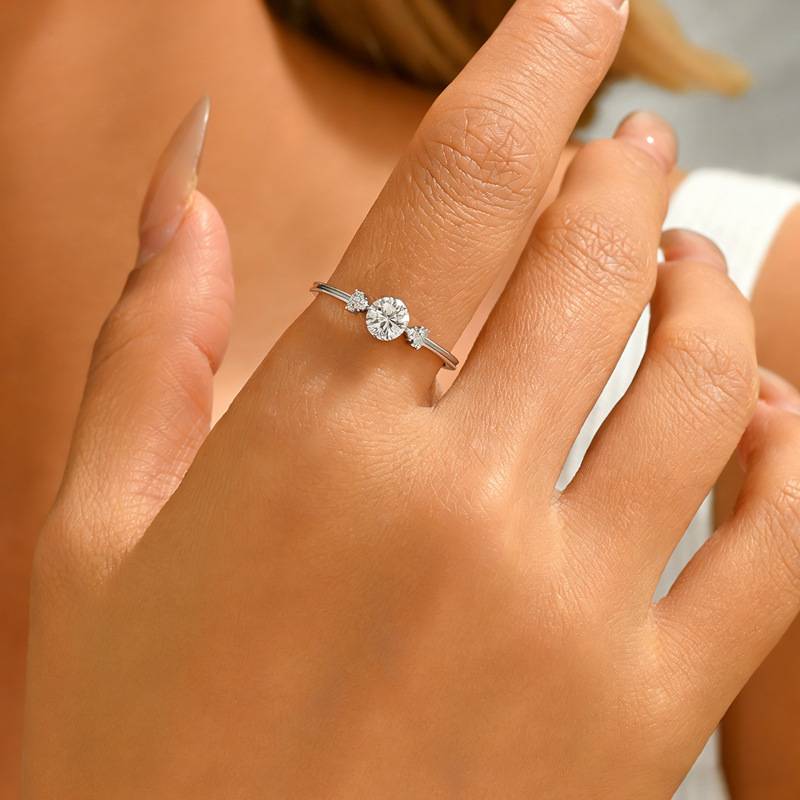 FX39379款S925银镀18K金蛋形Moissanite捧在心上Affordable LuxuryWomen's Ring0.5ct