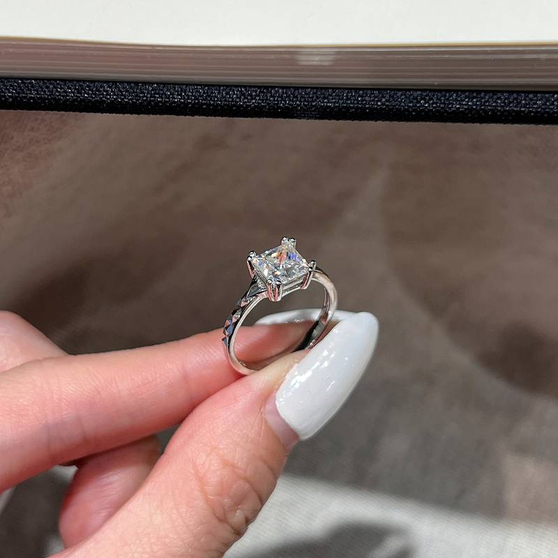 SN443款S925银镀18K白金公主方形Moissanite璀璨星光Women's Ring主石6.0mm/1.2ct