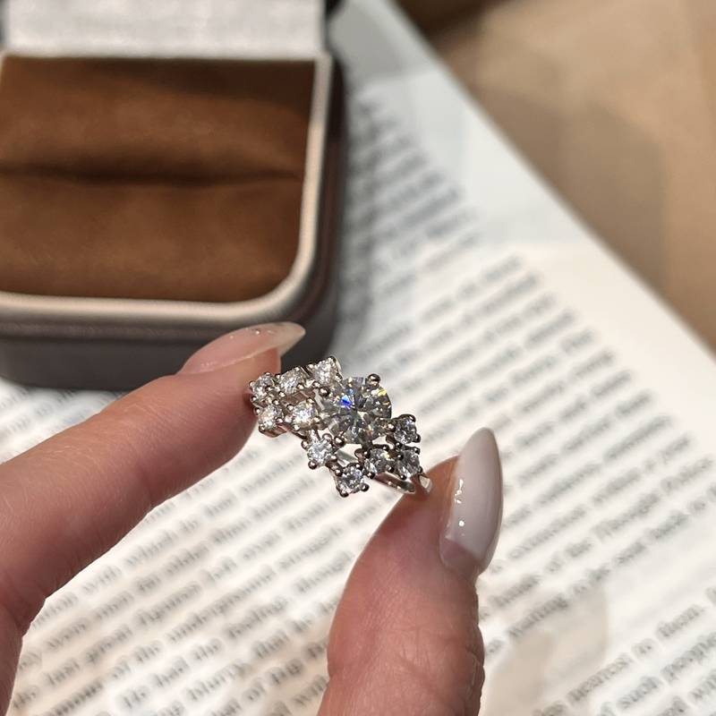 SN098款S925银镀18K白金圆形Moissanite满天星Women's Ring主石6.5mm/1.0ct