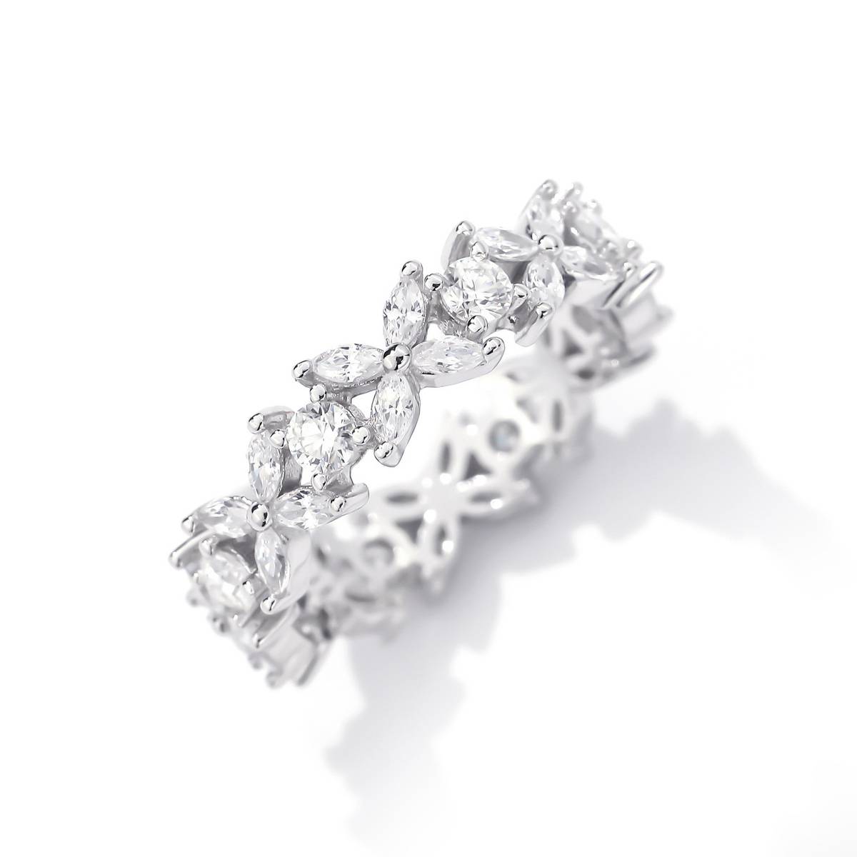 HS035款银S925银镀18K白金圆形莫桑钻女四叶草排戒0.7ct