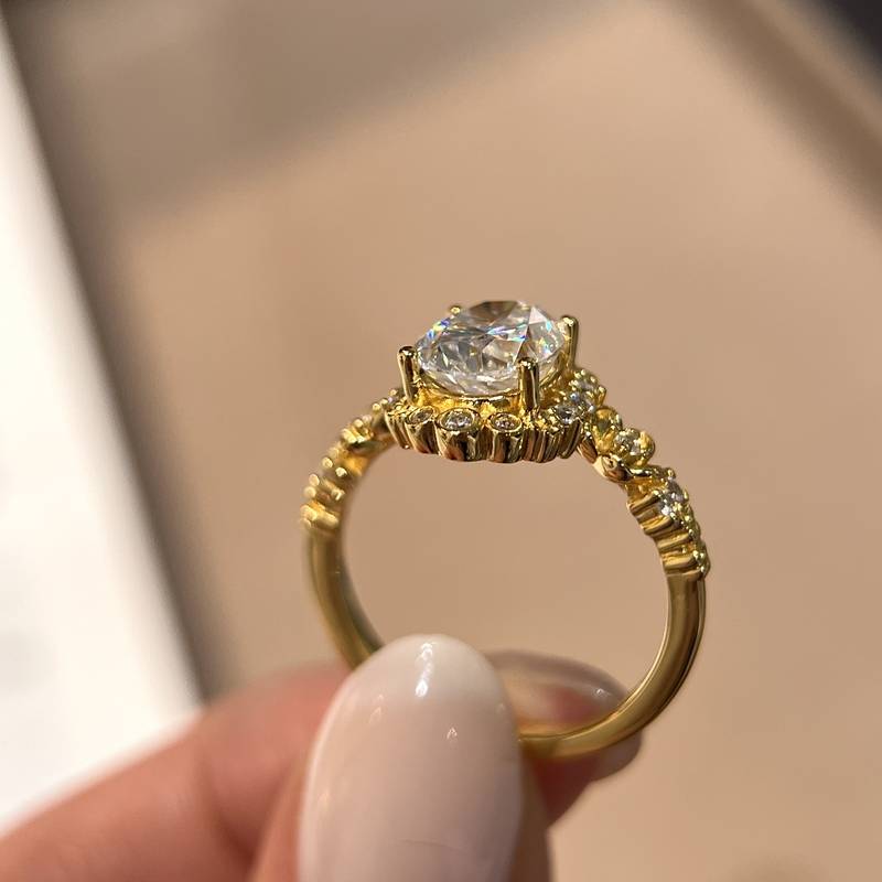 XY54款S925银镀18K黄金蛋形莫桑钻繁花女戒主石9*7mm/2.0ct