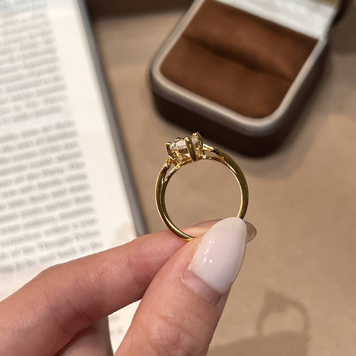 SN101款S925银镀18K黄金祖马眼形莫桑钻ins风法式轻奢女戒12*6mm/2.0ct