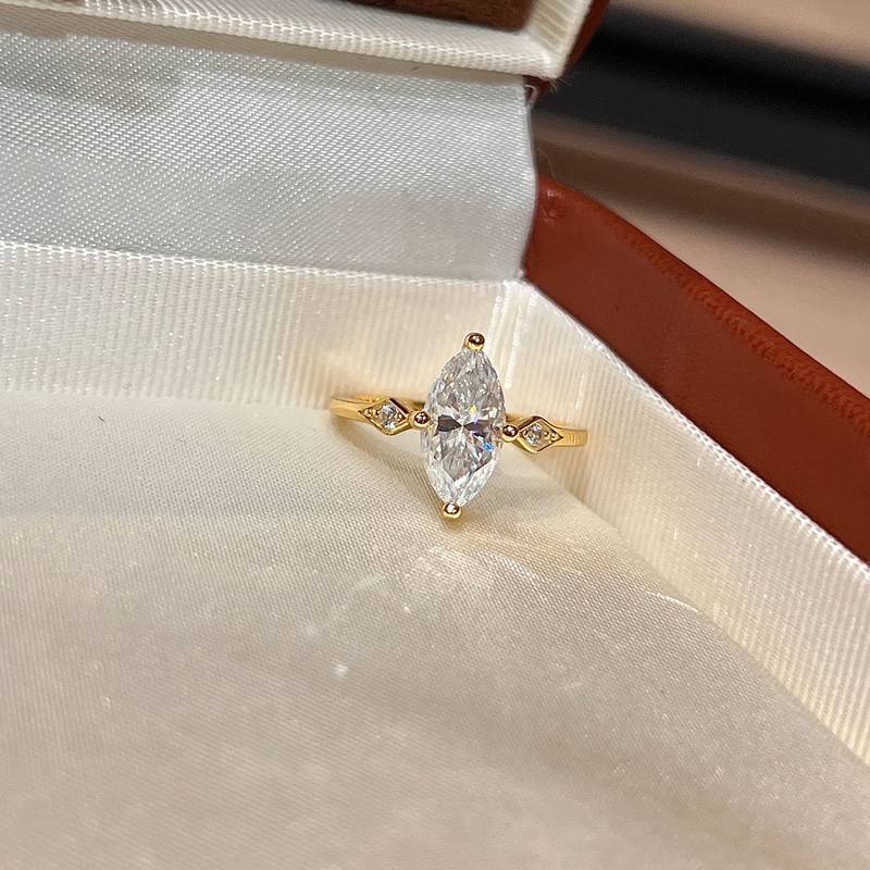 SN101款S925银镀18K黄金祖马眼形Moissaniteins风法式Affordable LuxuryWomen's Ring12*6mmmm/2.0ct