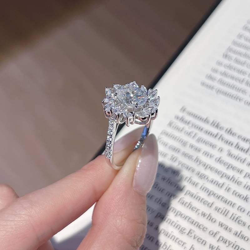 SN472款S925银镀18K白金蛋形Moissanite向日葵花Women's Ring主石9*7mmmm/2.0ct