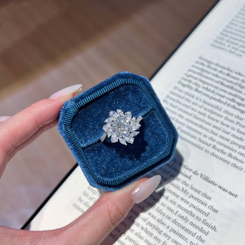 SN472款S925银镀18K白金蛋形Moissanite向日葵花Women's Ring主石9*7mmmm/2.0ct