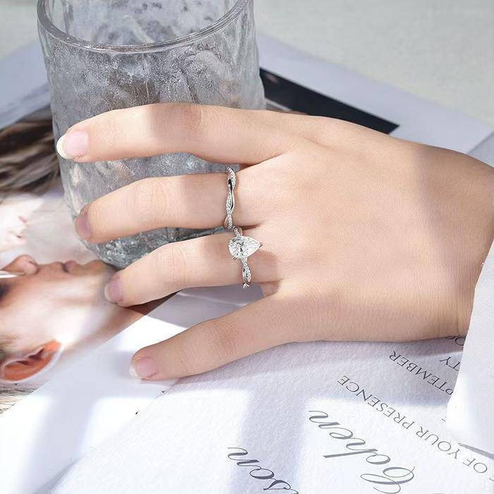 R3-0359梨语藤蔓款S925银镀18K金梨形MoissaniteWomen's Ring主石10*7mmmm/2.0c