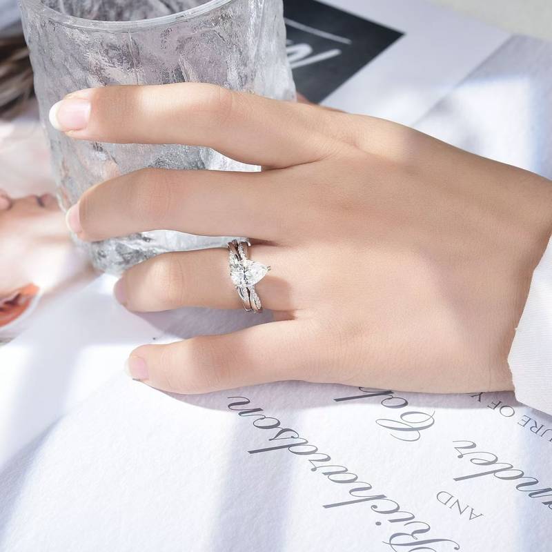 R3-0359梨语藤蔓款S925银镀18K金梨形MoissaniteWomen's Ring主石10*7mmmm/2.0c