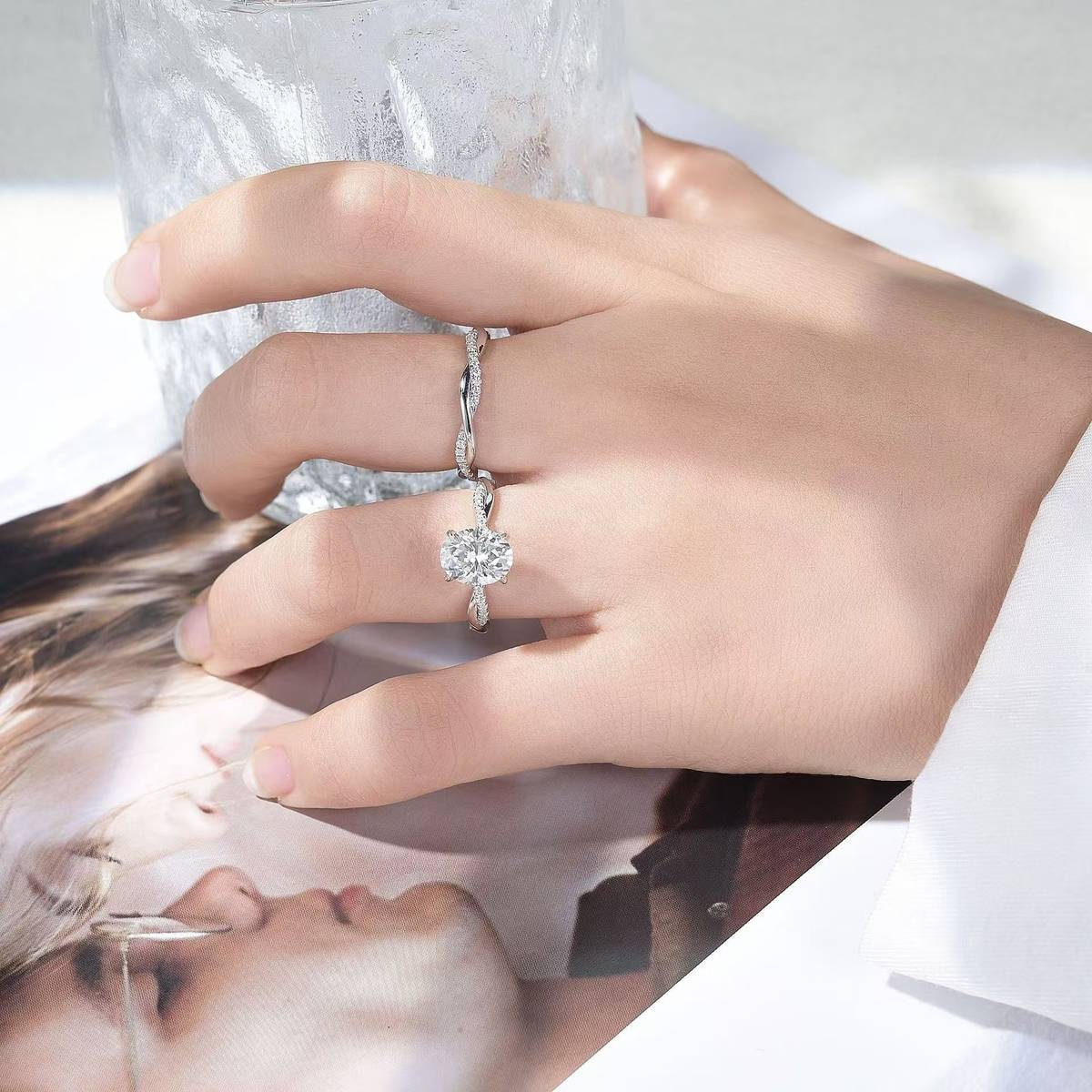 R3-0358椭影藤蔓款S925银镀18K白金蛋形MoissaniteWomen's Ring主石9*7mmmm/2.0c