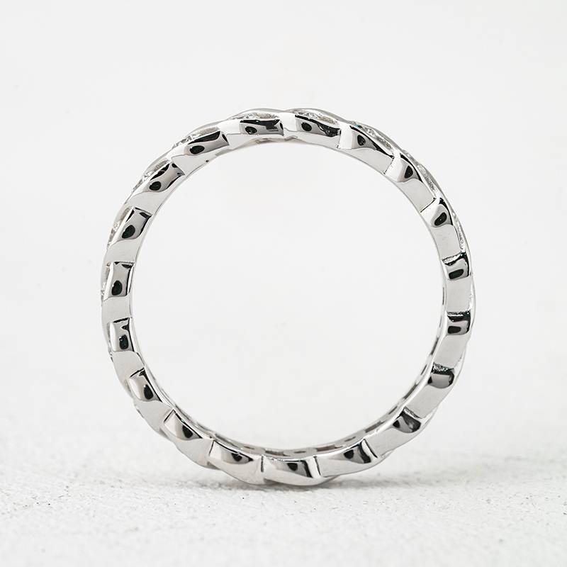 R3-0673缠绵光影款S925银镀18K白金圆形Moissanite排戒0.4ct