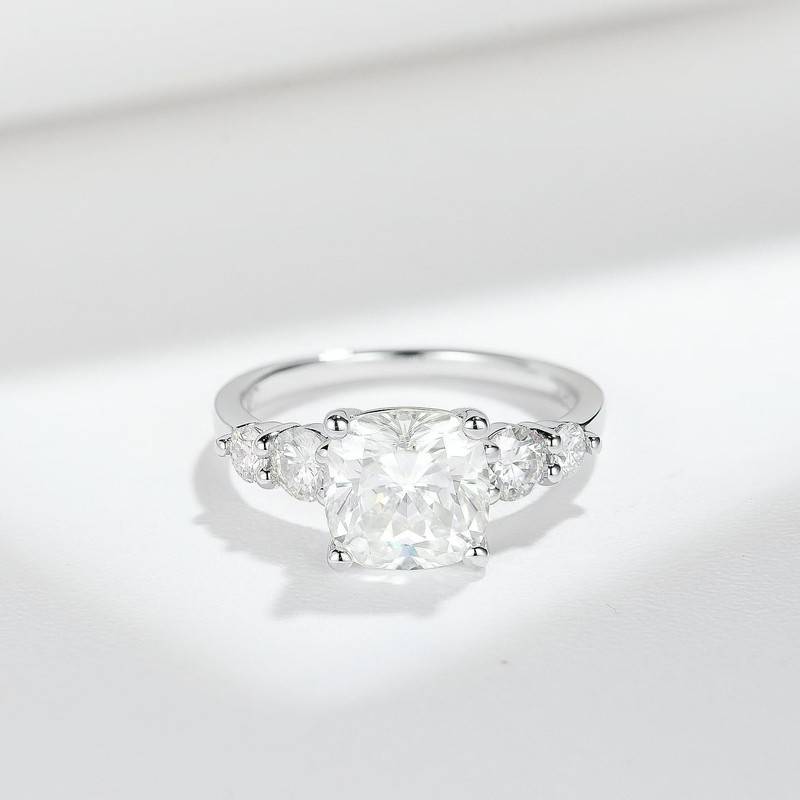 R3-0599满方印记款S925银镀18K白金枕形MoissaniteWomen's Ring主石8.5*8mm.5mm/3ct