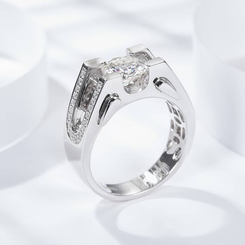 RM2010B卓越Men's Ring款S925银镀18K白金圆形MoissaniteMen's Ring主1.0ct/2.0ct