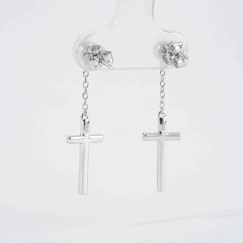 SME3-0060纯净十字款S925银镀18K白金圆形MoissaniteStud Earring0.48ct