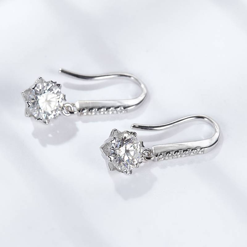 EM4011E冰雪奇缘款S925银镀18K白金圆形Moissanite耳勾耳环0.5ct*2/1.0ct*2