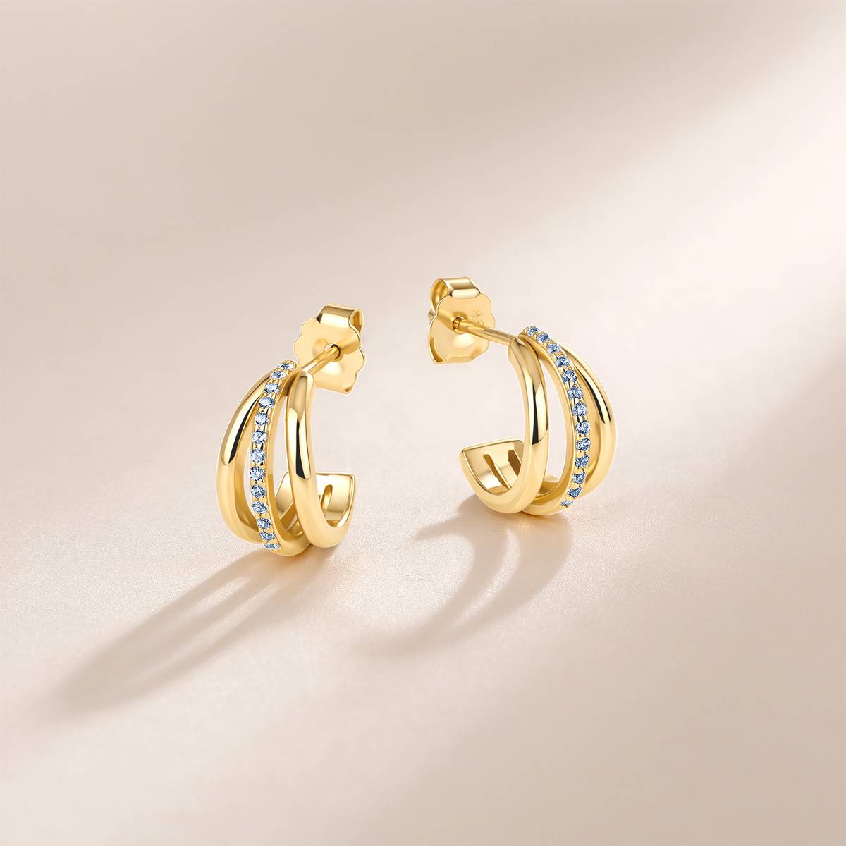 ME2808款S925银镀18K金圆形Moissanite双环镂空C形Stud Earring0.13ct