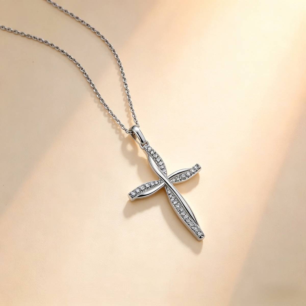 MP1194款S925银镀18K金Moissanite扭纹十字架Necklace0.17ct