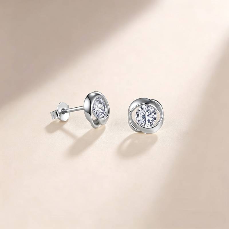 MT0095-S款S925银镀18K金圆形莫桑钻旋风耳钉0.5ct*2