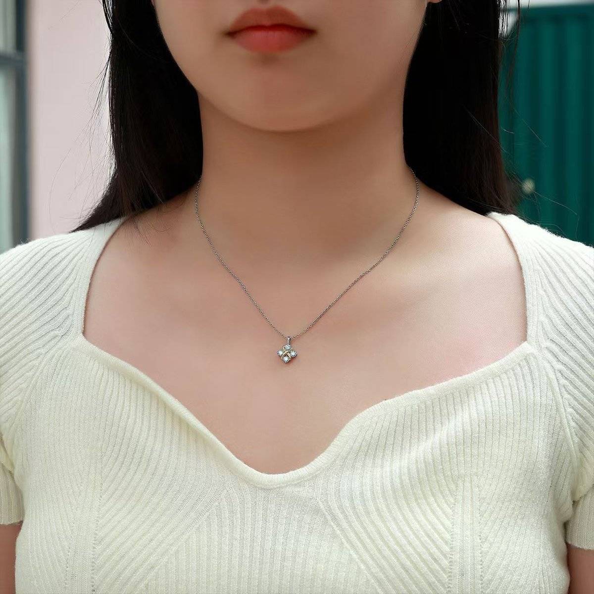 MT1453-P款S925银镀双色18K金圆形MoissaniteX款Necklace0.4ct