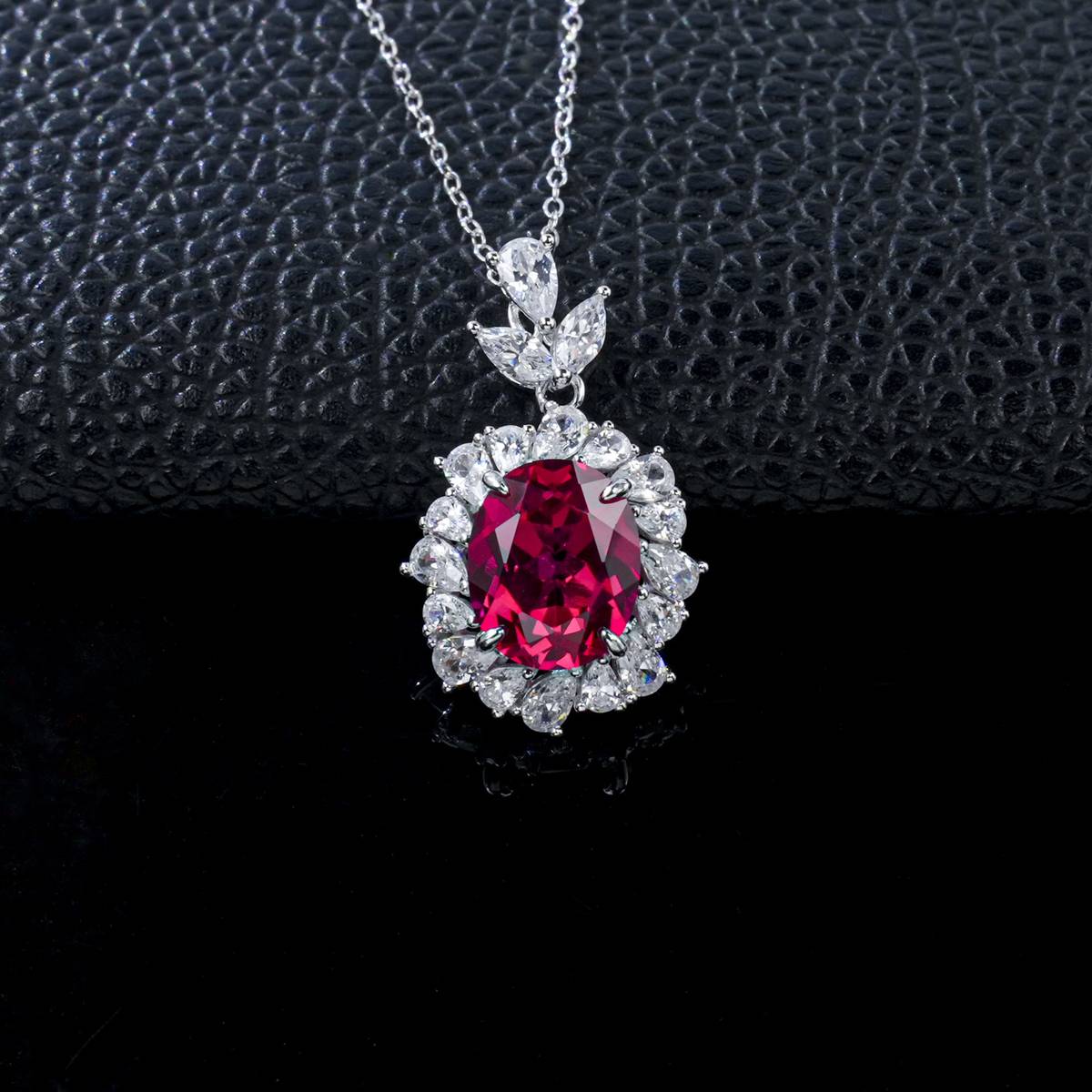 P1337款S925银镀18K白金蛋形培育彩宝宫廷LuxuryNecklace主石11*9mmmm/4.23ct