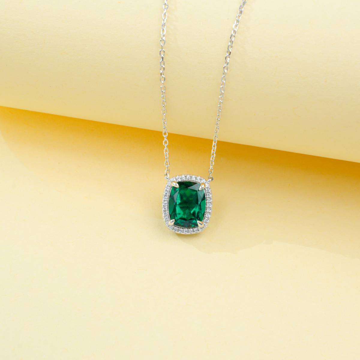 P0893款S925银镀18K白金长方枕形培育彩宝项链主石10*8mm/3.5CT