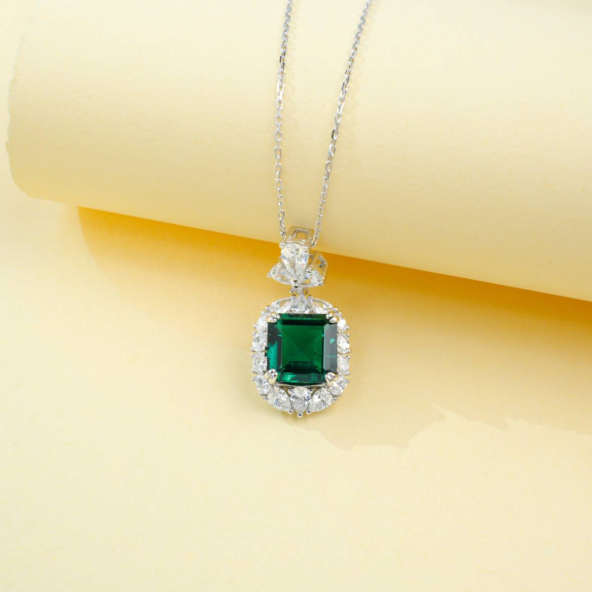 P0889款S925银镀18K白金阿斯切形培育彩宝Necklace主石10*10mmmm/6.0ct