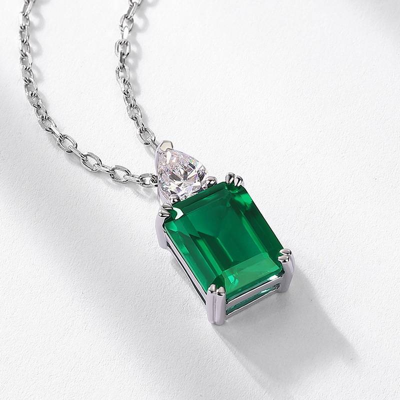 P0320款S925银镀18K白金祖母绿切割培育彩宝Necklace主石9*7mmmm/3.0ct