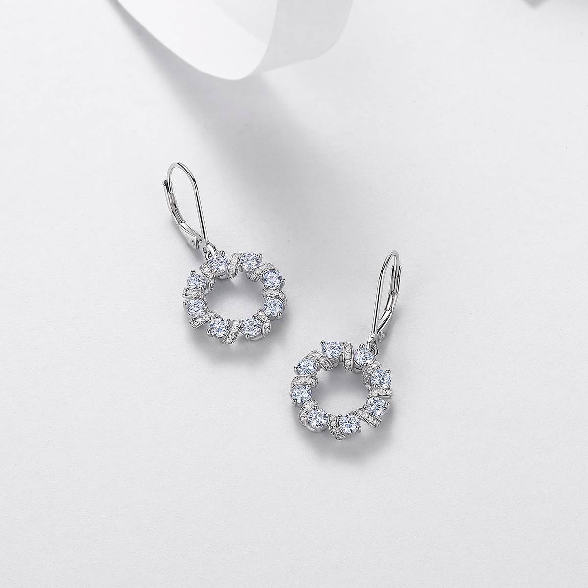 E52587-BMC款银镀18K白金圆形莫桑钻闪耀星环耳环2.37ct