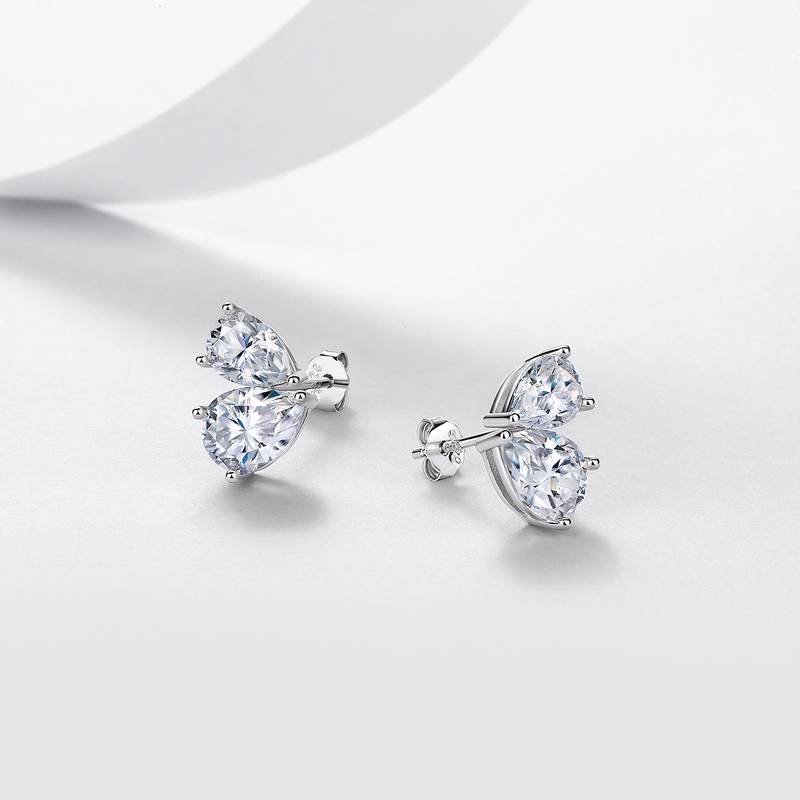 E52620-HMC款银镀18K白金梨形莫桑钻轻奢高级耳钉4.1ct