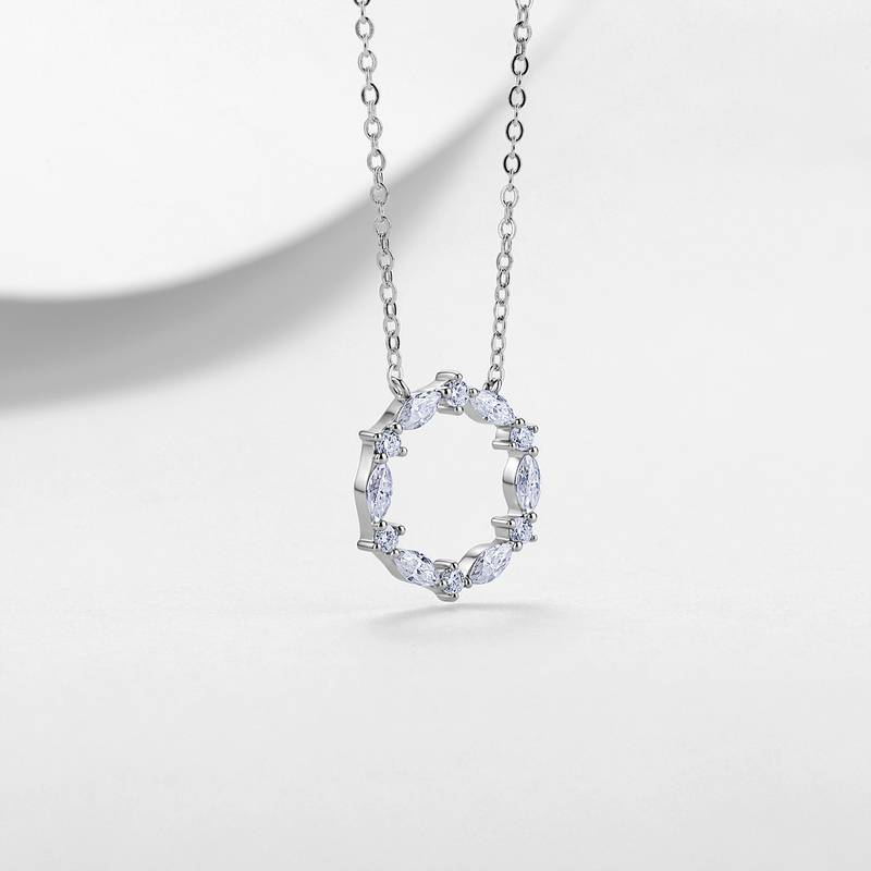 N52619-BMC款银镀18K白金马眼形莫桑钻花环项链0.76ct