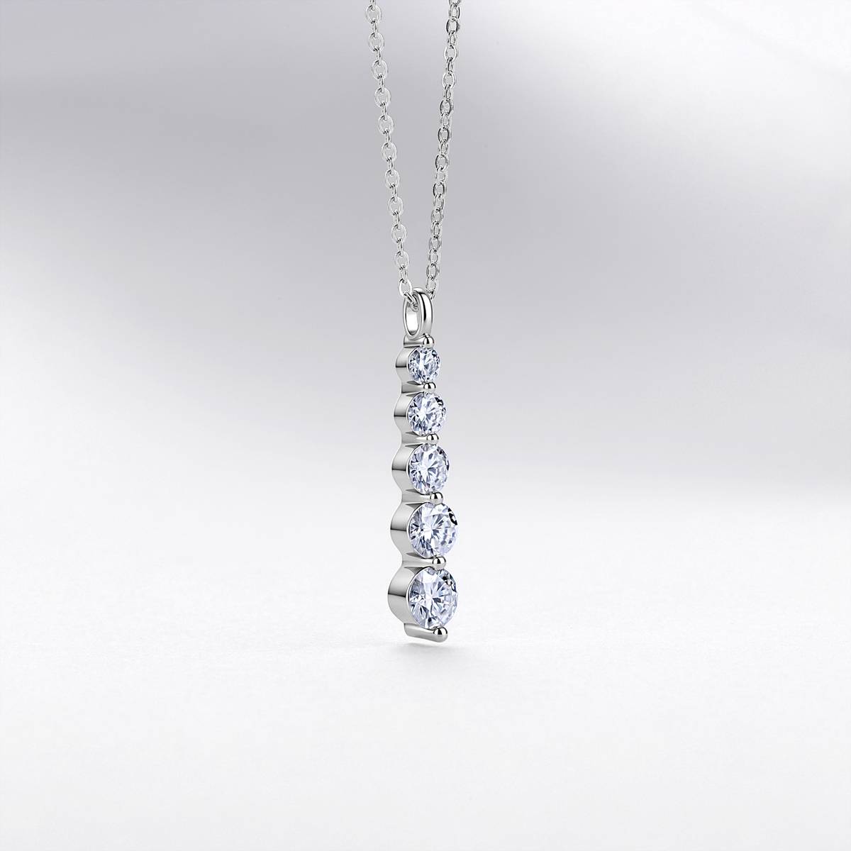 N52583-BMC款银镀18K白金圆形莫桑钻超闪渐变项链1.5ct