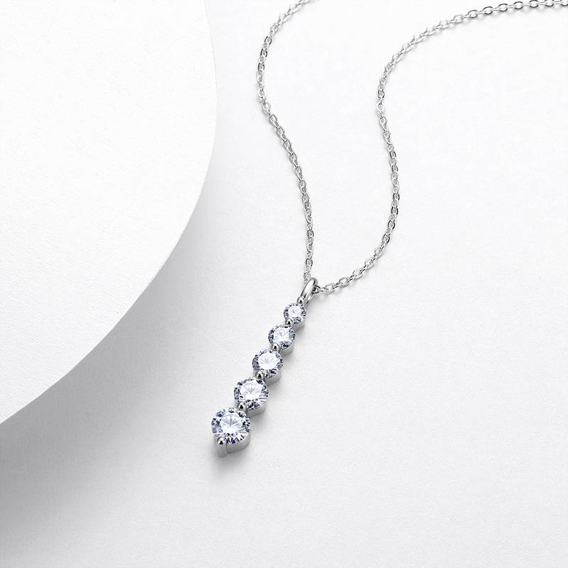N52583-BMC款银镀18K白金圆形莫桑钻超闪渐变项链1.5ct