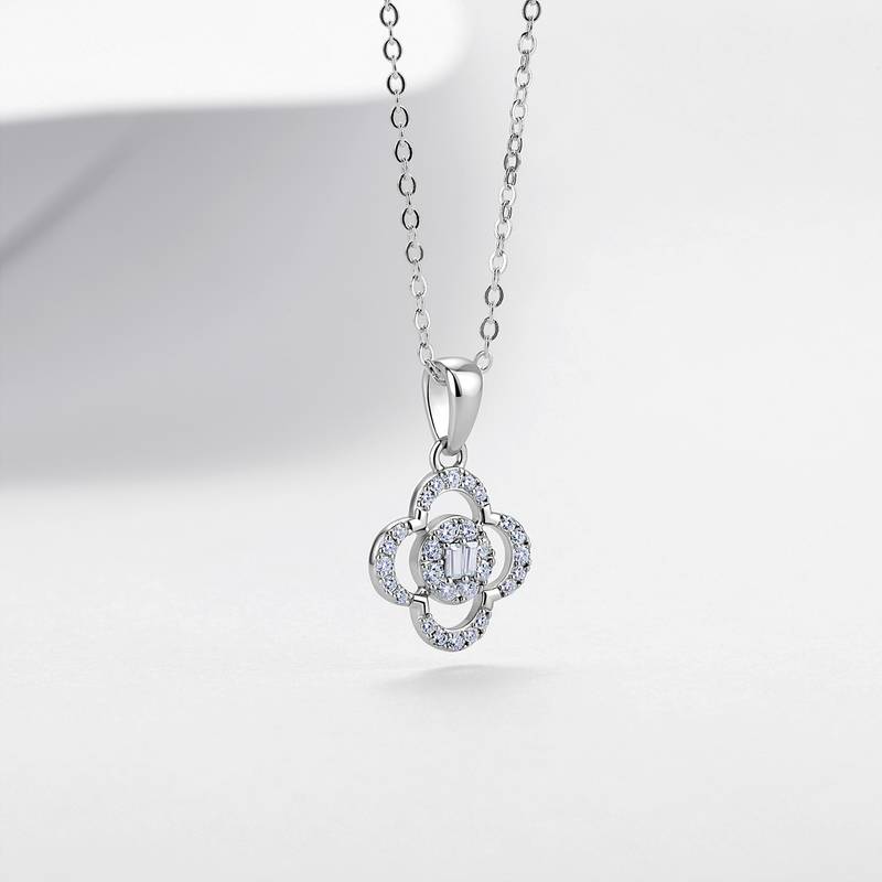 N52573-BMC款银镀18K白金莫桑钻四叶草项链0.23ct