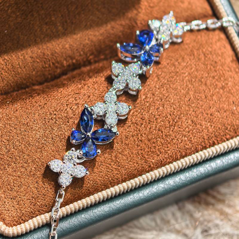 UCB0185-腕间碎钻蝶花镀18K白金培育彩宝MoissaniteBracelet9.2ct